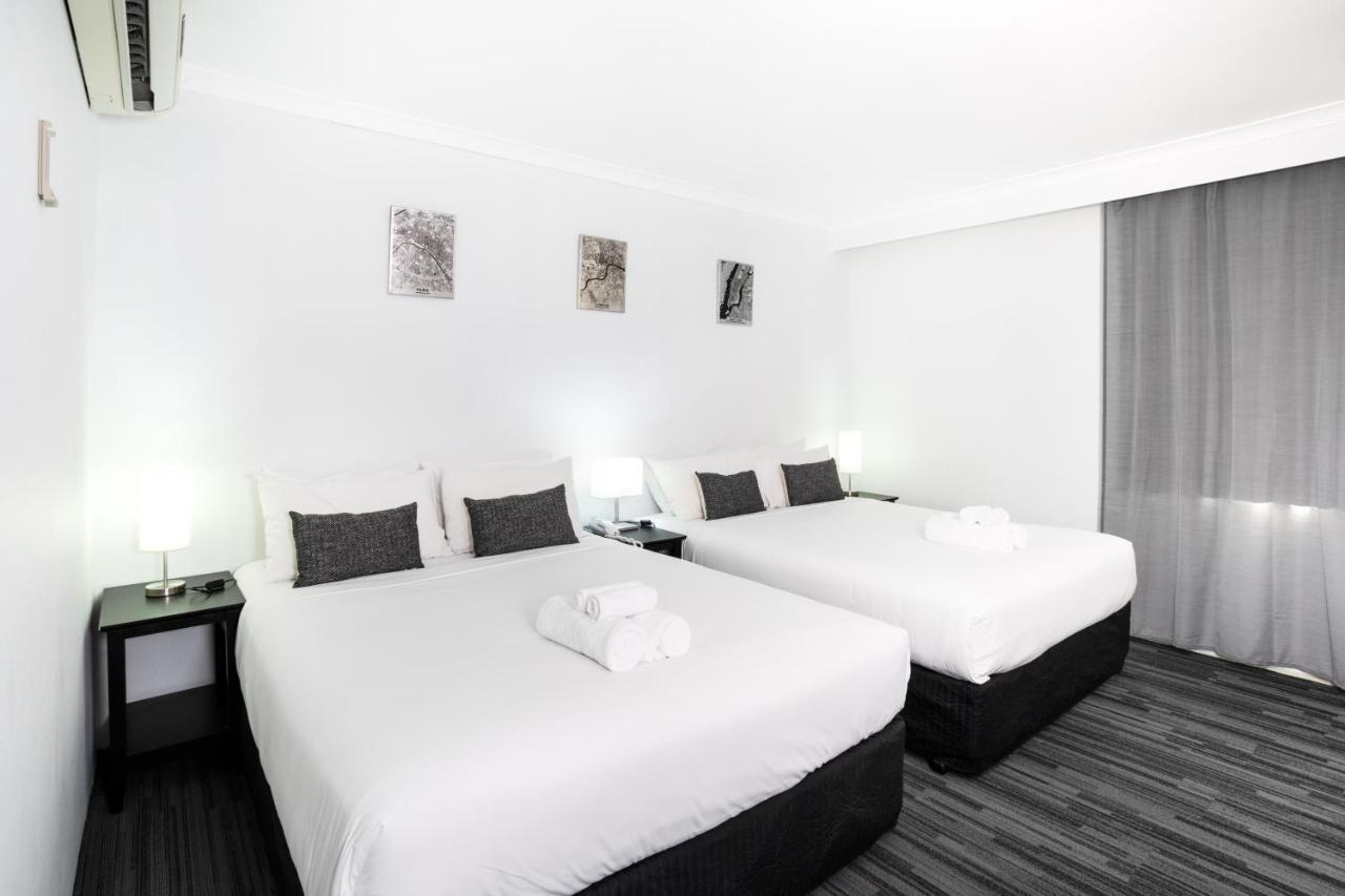 Joondalup City Hotel Perth Buitenkant foto