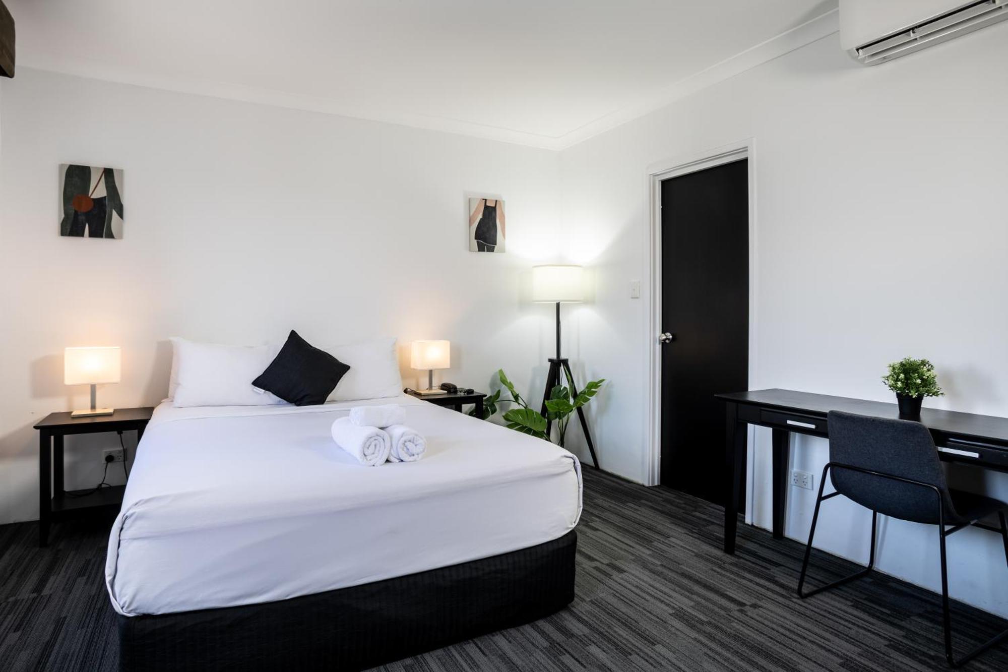 Joondalup City Hotel Perth Buitenkant foto