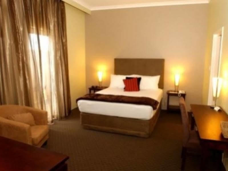 Joondalup City Hotel Perth Buitenkant foto