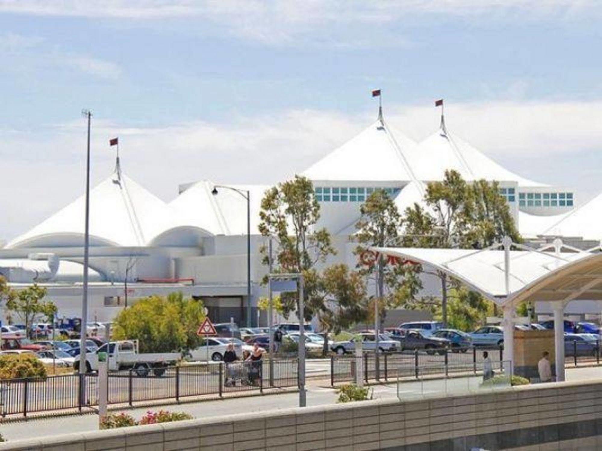 Joondalup City Hotel Perth Buitenkant foto