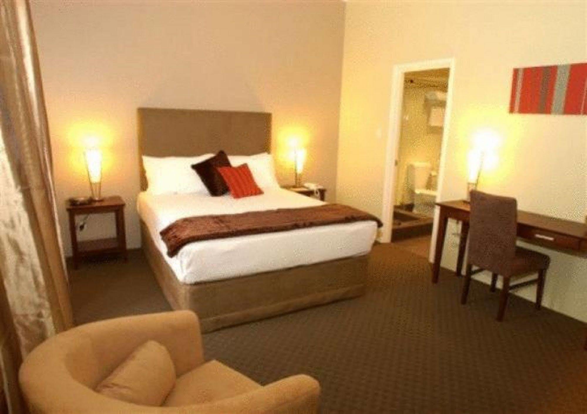 Joondalup City Hotel Perth Buitenkant foto